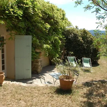 Guest house Gites La Tulisse A La Romaine *
