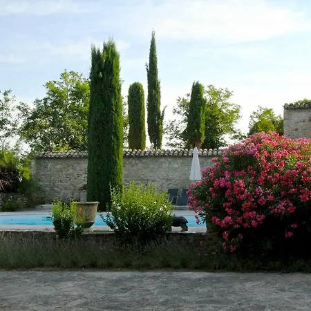 Gites La Tulisse A La Romaine Guest house